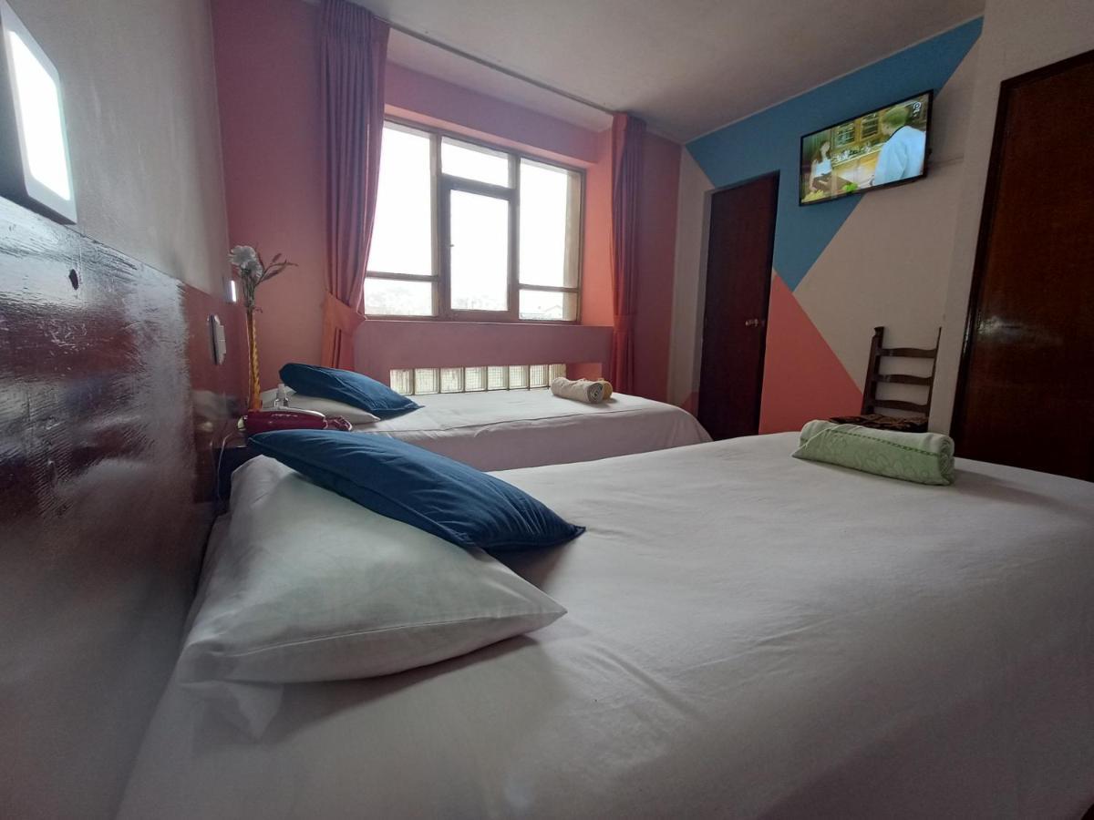 Isabela Hotel La Paz Extérieur photo