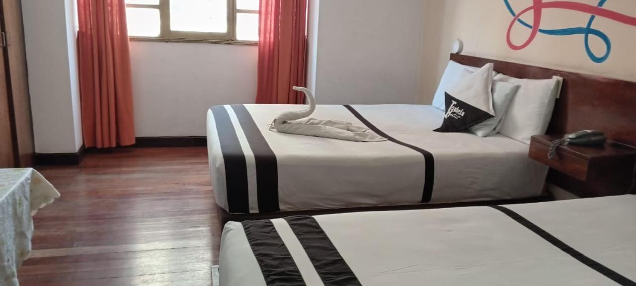 Isabela Hotel La Paz Extérieur photo