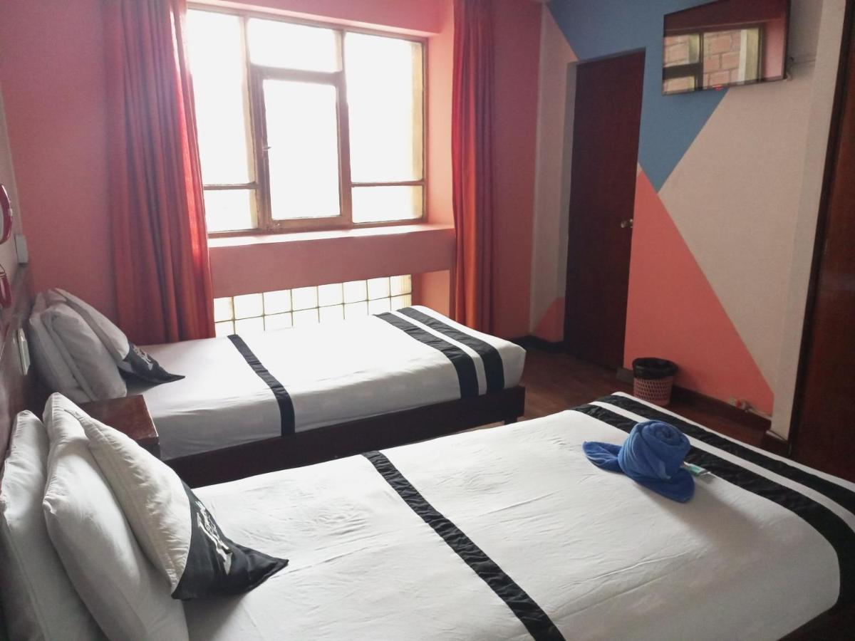 Isabela Hotel La Paz Extérieur photo